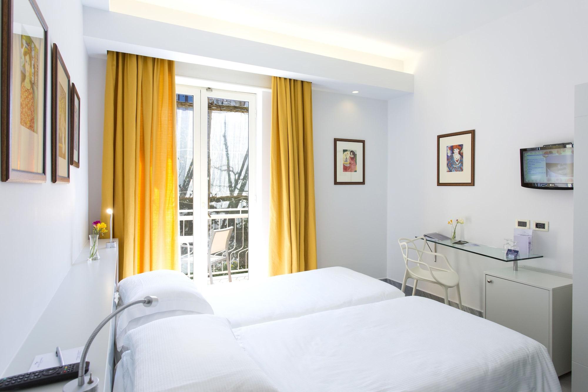Art Hotel Gran Paradiso Сорренто Екстер'єр фото