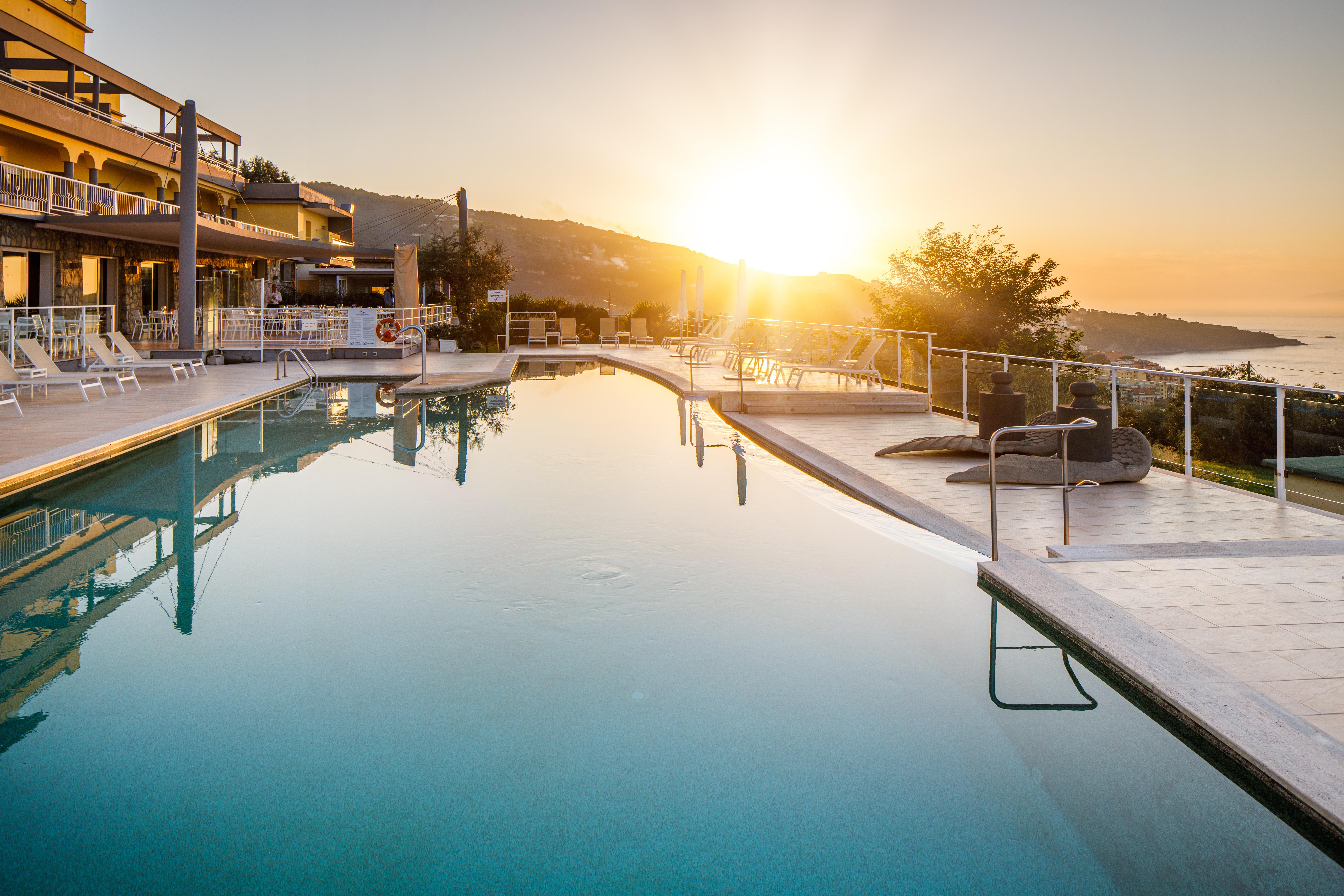 Art Hotel Gran Paradiso Сорренто Екстер'єр фото